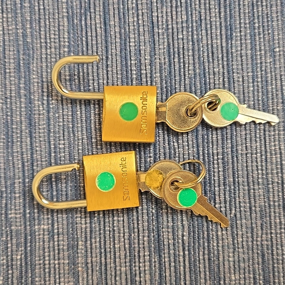SAMSONITE Mini Padlocks with Keys - Picture 3 of 6